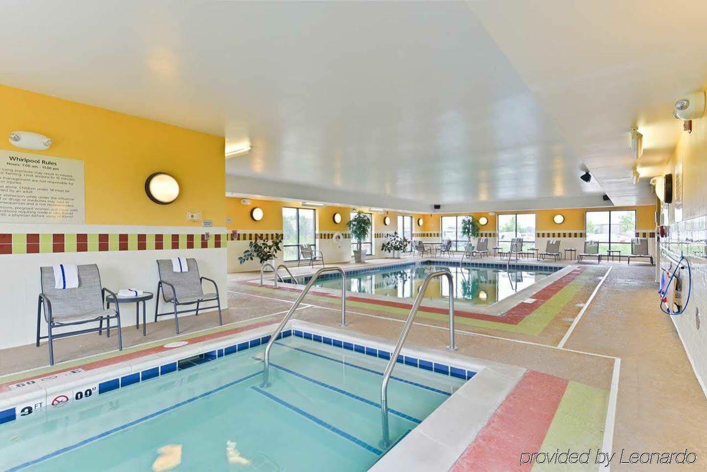 แฮมป์ตันอินน์ ยอร์กวิลล์ Yorkville ภายนอก รูปภาพ